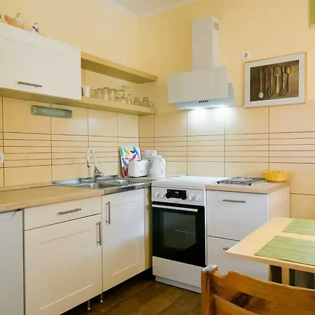Apartment Toldi68 Apartmanhaz